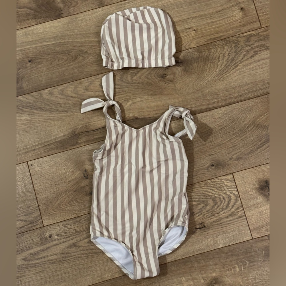 Rylee and cru one piece swim cap